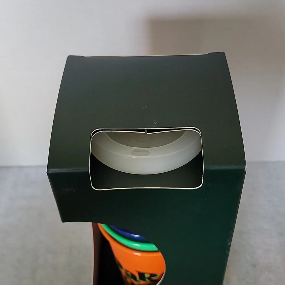 Starbucks 2020 trick or treat reusable hot cups/glow in the dark - Picture 6 of 7